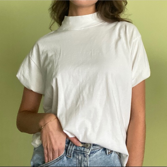 Brandy Melville top - Picture 4 of 5